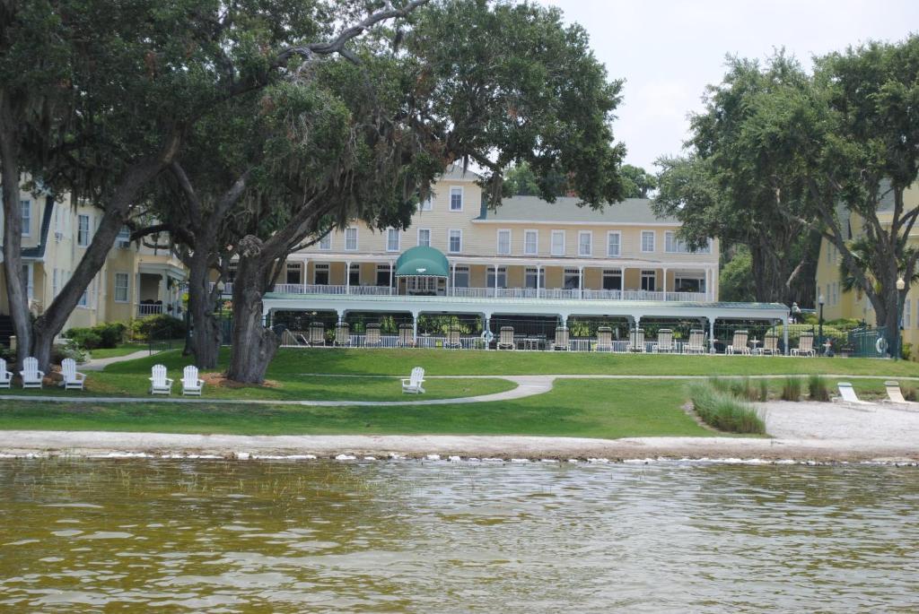 Lakeside Inn On Lake Dora Маунт-Дора Экстерьер фото
